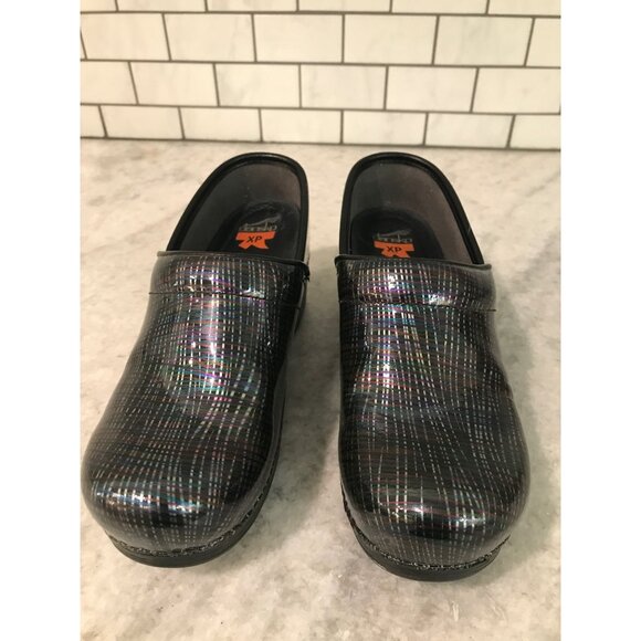 Dansko Professional Clogs Womens 38 Black Metallic Stripe Comfort Nursing Shoes - Picture 2 of 9
